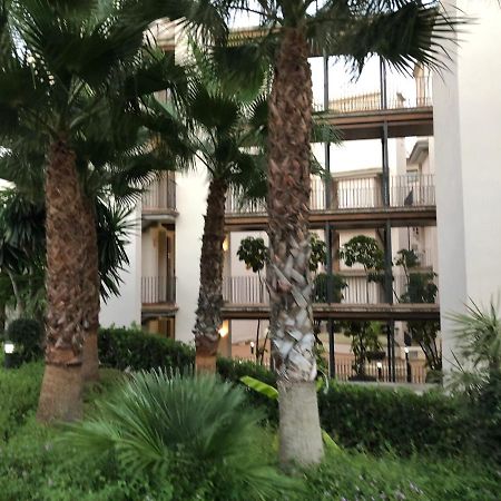 Bahia De La Plata Apartment Estepona Exterior photo